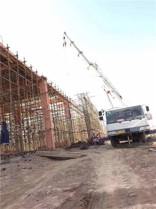 湖北吊车作业的安全注意事项有哪些？