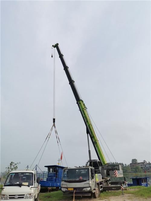 湖北桥梁建设吊装案例